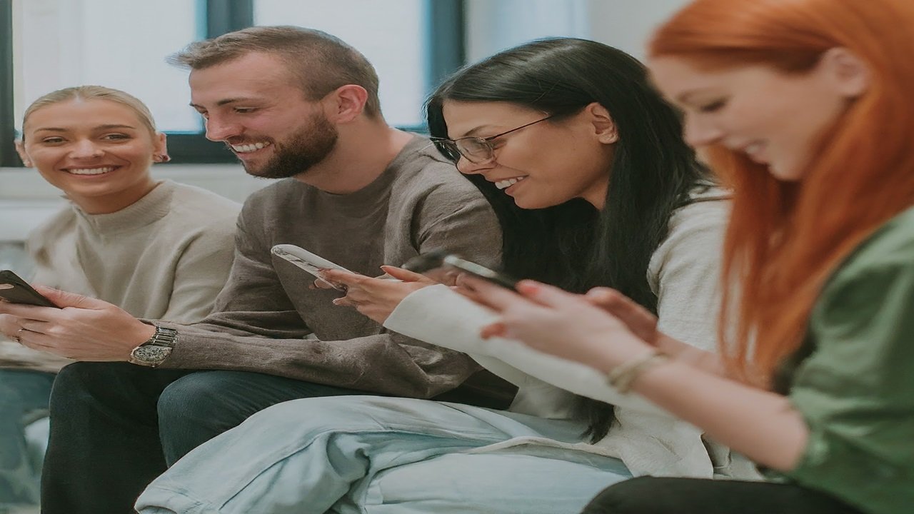 Tech Social Impact: Apple Democratizes Finance with Its AI Innovation